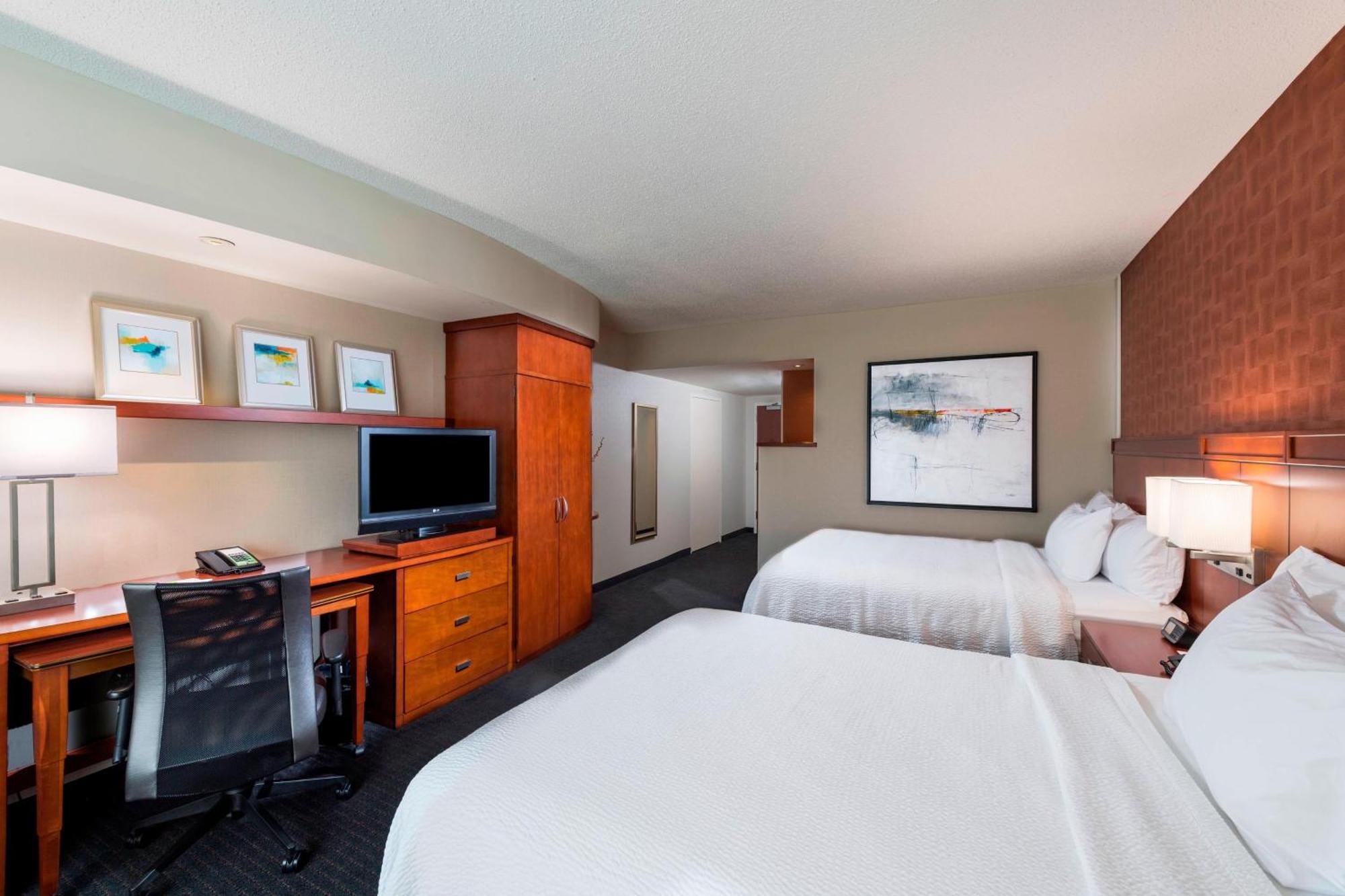 Courtyard By Marriott Atlanta Buford Mall Of Georgia Buitenkant foto