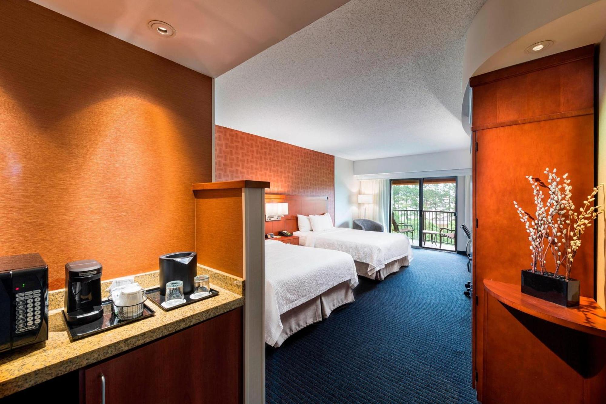 Courtyard By Marriott Atlanta Buford Mall Of Georgia Buitenkant foto